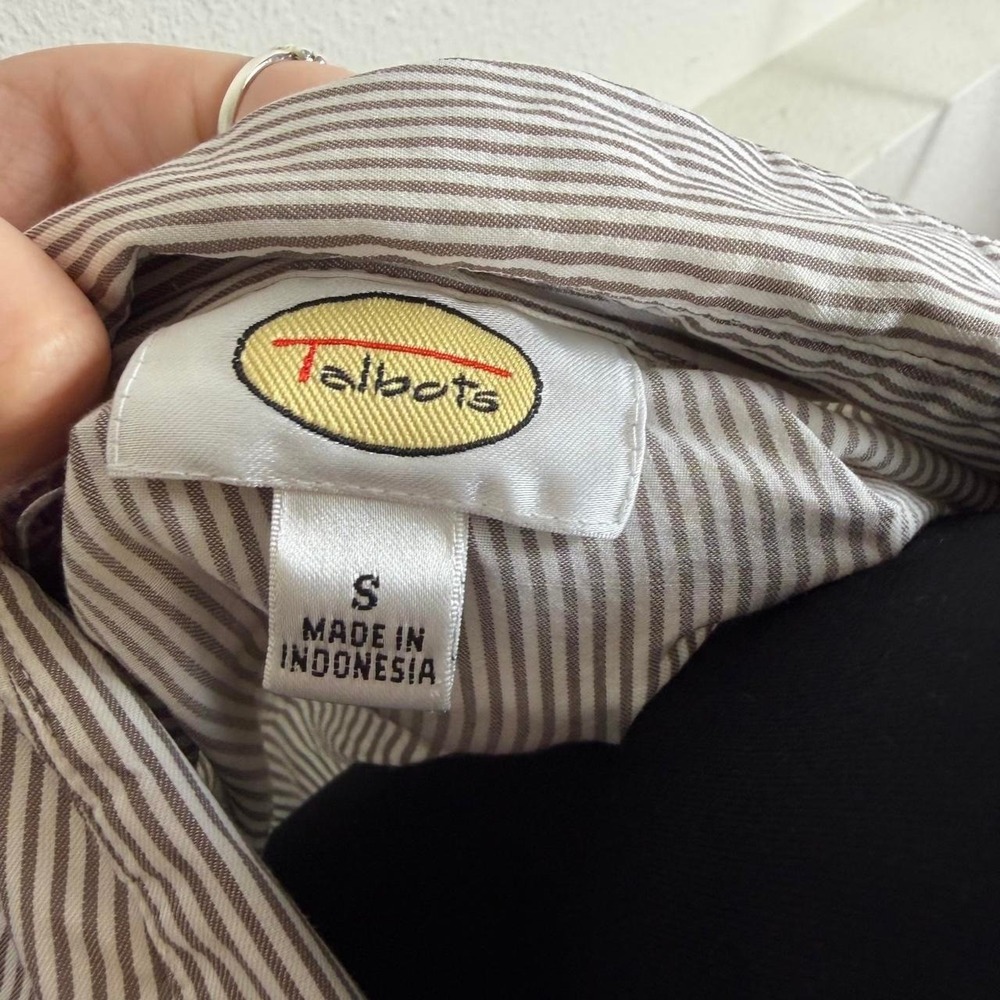 Talbots Vintage 100% Cotton Preppy Striped Ruffle Button-Up Blouse — Size S - Picture 4 of 6